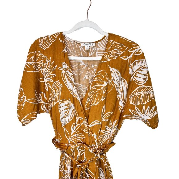 Dress Day Romper S Womens Yellow Leaf Print Short Sleeve Jumper Size Small‎ - Picture 6 of 11